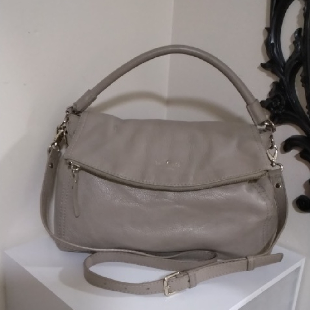 Kate Spade Luxury Taupe Leather Crossbody/Shoulder Bag 👑🐩